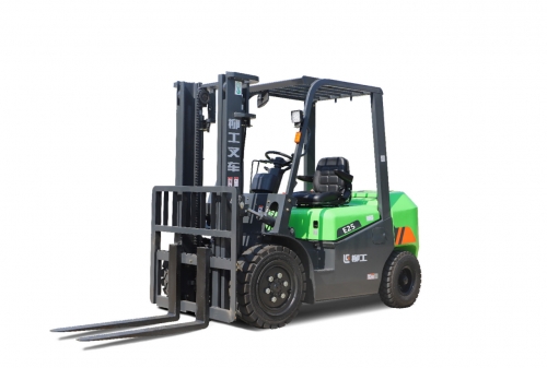 KİRALIK AKÜLÜ FORKLİFTLER / 2 Ton Yük Kapasiteli Akülü Forklift